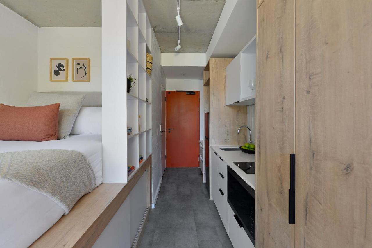 Sixonn By Fluent - Serviced Apartment
